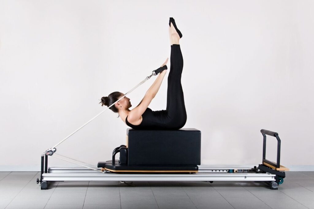 Pilates Reformer: echt effectief of gewoon een hype? Het oordeel van onze fysiotherapeut